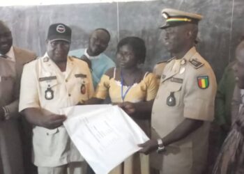 N’Zérékoré : 23 296 candidats affrontent le BEPC 2025 sous les encouragements du gouverneur