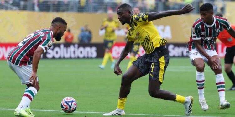 Coupe du Monde des Clubs : Début difficile pour Sehrou Guirassy et Dortmund