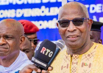 Passeport biométrique : À Faranah, Bah Oury affirme le droit à l’identité pour tous les Guinéens