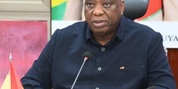 Conflit Israël-Iran : « nous n’allons pas réagir au gré des événements »