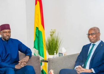 Ousmane Sonko attendu au palais présidentiel avant la conférence conjointe avec Bah Oury