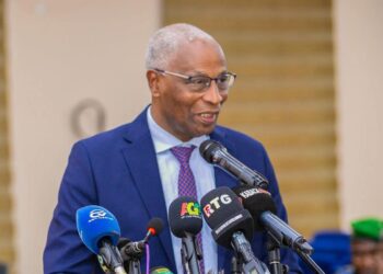 Forum sur la gestion des avoirs saisis : Bah Oury salue la coopération entre la Guinée et la France