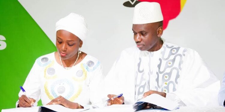 Santé : le gouvernement signe les contrats de construction de 50 nouvelles structures sanitaires à travers tout le pays.