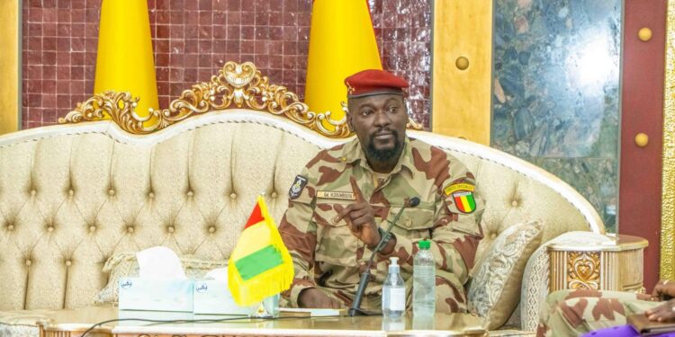 Le Président Mamadi Doumbouya aux diplomates guinéens : « je suivrai personnellement les taux de participation et les résultats du référendum dans vos juridictions respectives…»