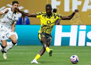 Coupe du Monde des clubs : Sehrou Guirassy qualifie Dortmund et defiera le Real en quarts de finale 