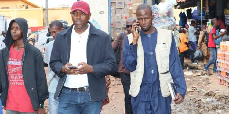 Lutte contre les aliments périmés : le DG de l’ONCQ sur le terrain pour se rassurer de la qualité