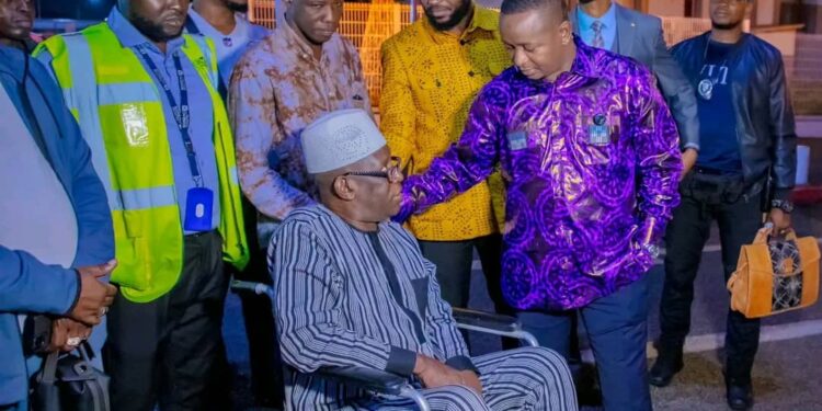 Solidarité présidentielle : Wada du Game et Lamah Sidibé évacués à Tunis pour des soins médicaux