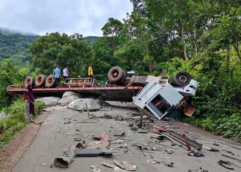 Transport interurbain : l’accident d’un camion bloque la circulation entre Mamou – Faranah ( AGEROUTE) 