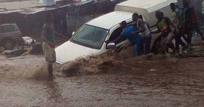 Inondations à Coyah et environs : 2 morts et d’importants dégâts signalés