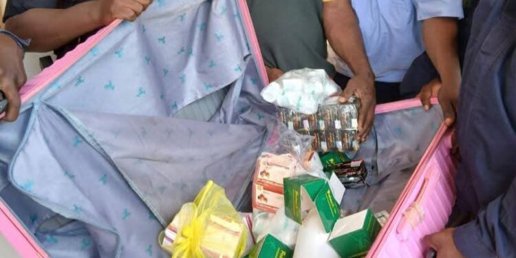 Mandiana: saisie de plus de 110 000 comprimés pharmaceutiques « prohibés »