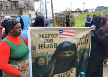 Libéria: des Guinéens manifestent après l’agression par la police d’une compatriote voilée 