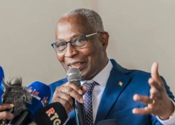 Bah Oury: « demain, si vos enfants n’ont pas de place dans les salles de classe, vous pouvez porter plainte contre l’État »