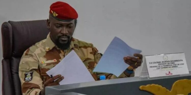 Mangroves: le Général Doumbouya entérine l&rsquo;accord de création d’un centre international