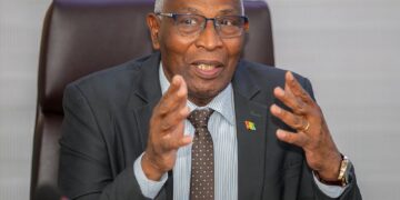 Crise de liquidité : Bah Oury privilégie la confiance et la modernisation du système bancaire, face à l’option de la BCRG