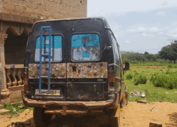 Siguiri-Bamako : un violent choc entre une moto et un minibus fait 3 morts et un bébé rescapé 