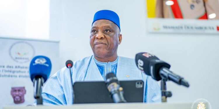 Dr Morissanda Kouyaté à son personnel: «le Président nous a confirmés, donnons-nous la main pour le confirmer, lui aussi à la tête de l’Etat »