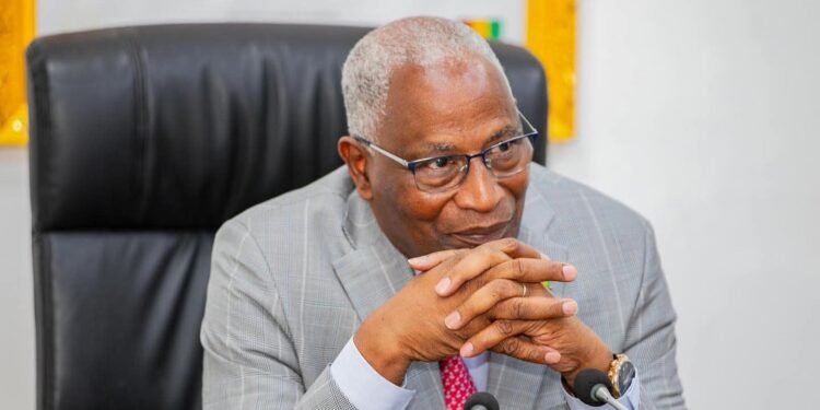 Présidentielle en Guinée: Bah Oury, favorable à un scrutin avant fin 2025