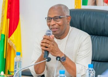 Surtaxes douanières américaines: Bah Oury minimise l’impact direct sur l’économie guinéenne