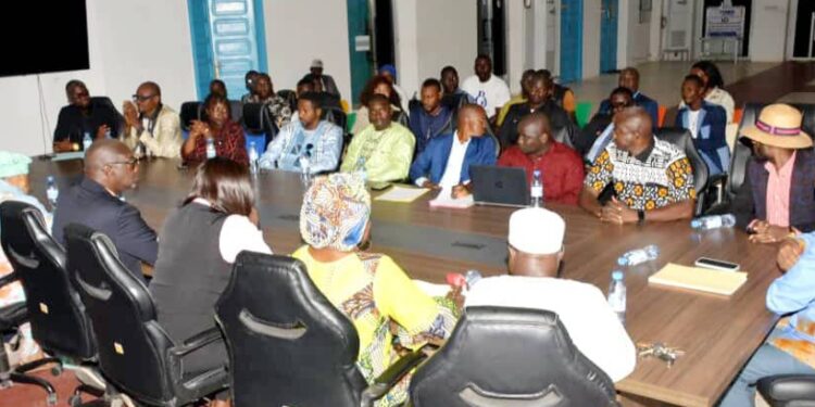 L’union nationale des télés Web appelle au respect des décisions de la HAC et à la professionnalisation du secteur.