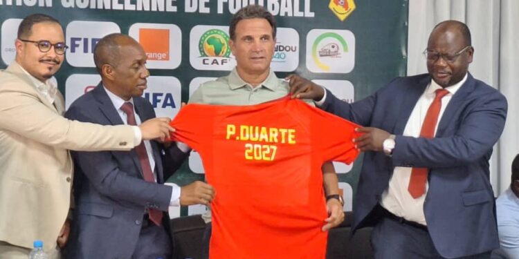 Syli national A: Paulo Duarte promet de hisser la Guinée au sommet du football africain