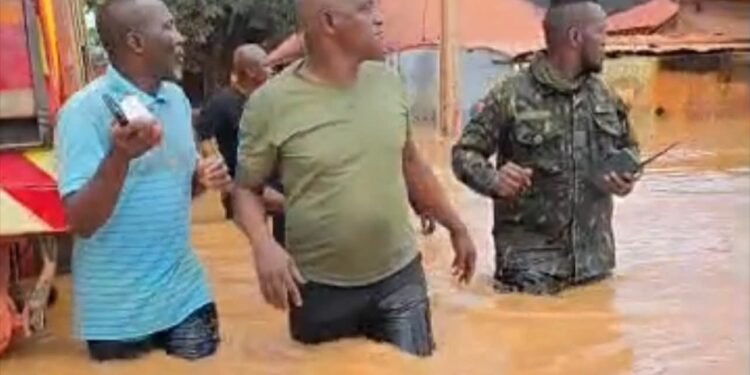 Siguiri sous les eaux : des pluies diluviennes paralysent la ville