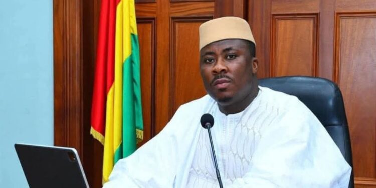 Travaux Publics: sur 1 770 milliards GNF alloués l&rsquo;année dernière, seulement 513 milliards engagés en 8 mois, dénonce Hamidou Camara