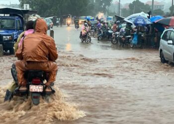 Alerte météo en Guinée: risque élevé d’inondations à Conakry jusqu’au 23 août