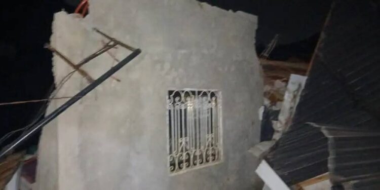 La question du jour : Le glissement de terrain ayant englouti plusieurs maisons à Maneah, rappelle-t-il, à votre avis, la nécessité vitale d’un traitement urgent de la problématique des constructions à risques dans le grand Conakry?