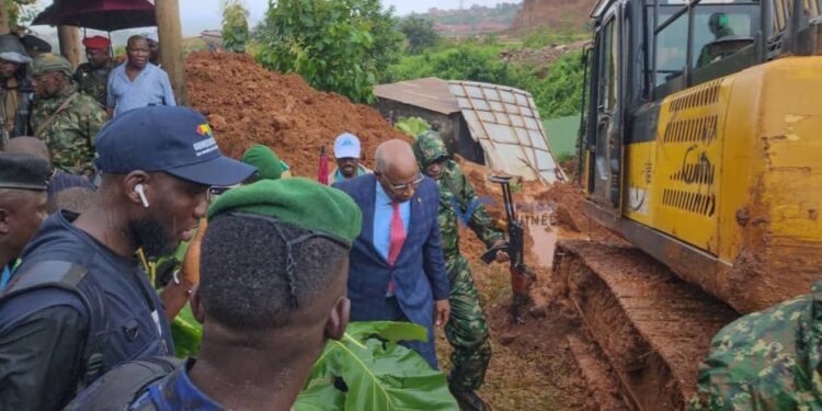Manéah : « nous héritons de lourds passifs, des années de laxisme…», Bah Oury après le glissement de terrain meurtrier