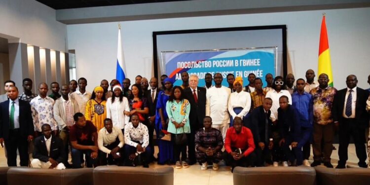 Coopération bilatérale : 164 étudiants guinéens bientôt en Russie