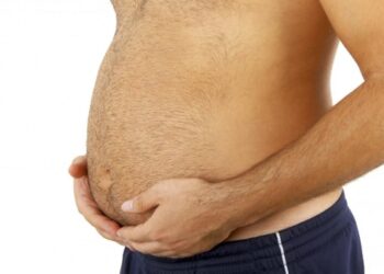 Vous avez 40 ans et du ventre ? Voici pourquoi c&rsquo;est normal, selon la science