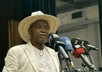 Aboubacar Soumah rassure : « le syndicat de l&rsquo;éducation dit OUI à la nouvelle Constitution »