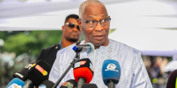 Éventuelle candidature du général Doumbouya: « Laissons-lui le soin… » tranche Bah Oury