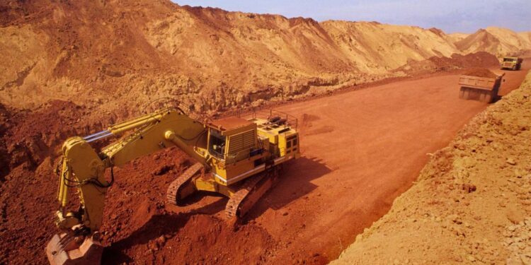 Guinée : après le retrait de ses titres miniers, Axis Minerals engage une procédure d’arbitrage aux États-Unis