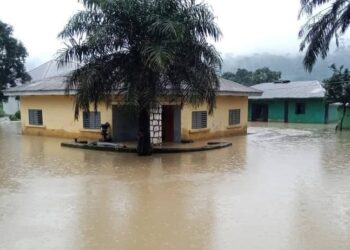 Inondations à Macenta: plusieurs quartiers sinistrés après une pluie torrentielle