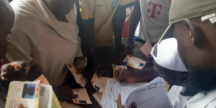 Sangoyah Mosquée (secteur 6) : les citoyens fustigent l’organisation de la distribution des cartes d&rsquo;électeurs