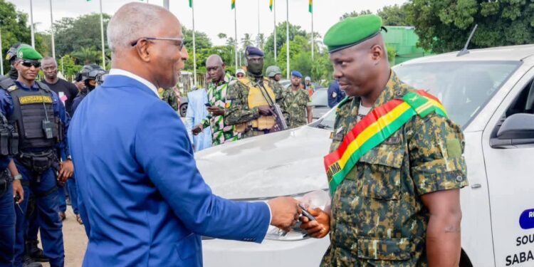 Véhicules de commandement pour les sous-préfets: « ce n’est pas un cadeau, c’est une responsabilité », affirme Bah Oury