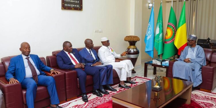 Diplomatie: Ansoumane Camara “Baffoé” prend officiellement fonction, comme ambassadeur de Guinée au Mali