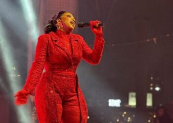 Musique : Pari réussi pour Djely Kaba Bintou à Abidjan