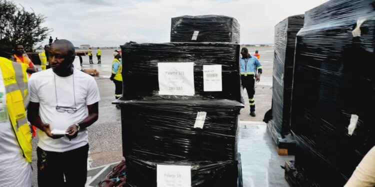 Référendum du 21 septembre: les documents électoraux sont arrivés à Conakry