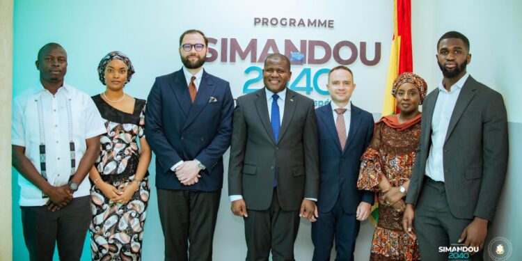 Coopération internationale : le ministre Ismaël Nabé reçoit une délégation polonaise à Conakry