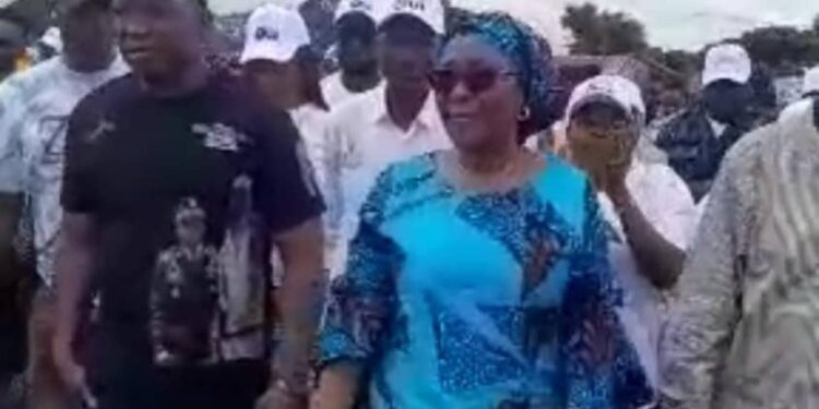 Référendum du 21 septembre : Docteure Makalé Traoré mobilise Farmoriah pour voter dans l&rsquo;apaisement