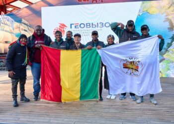 Russie : l’Institut Supérieur des Mines et de Géologie de Boké sacré champion d’Afrique à la 3ᵉ édition du GeoChallenge