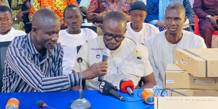 Kankan : l’ANSUTEN récompense les meilleurs élèves du CEE et du BEPC session 2024