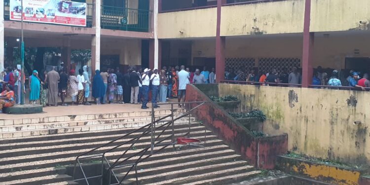 Forte mobilisation des électeurs à Sangoyah Mosquée pour le scrutin du 21 septembre