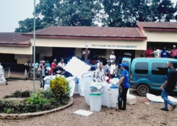 Scrutin référendaire: forte mobilisation mais démarrage lent au centre Simbaya 1