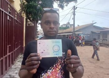 Référendum 2025: Aboubacar Diallo quitte Hamdallaye pour voter à Lambanyi, sa moto saisie en chemin « Je demande pardon »