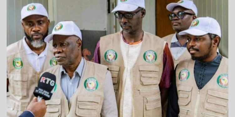 Référendum constitutionnel : la CEDEAO salue une forte affluence des électeurs