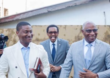 Bah Oury et Namory Camara en visite surprise à l’EDG: « une source de motivation » pour Gandho Barry