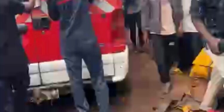 Accident de la circulation à Sonfonia T8 : un camion percute deux tricycles et fait deux morts